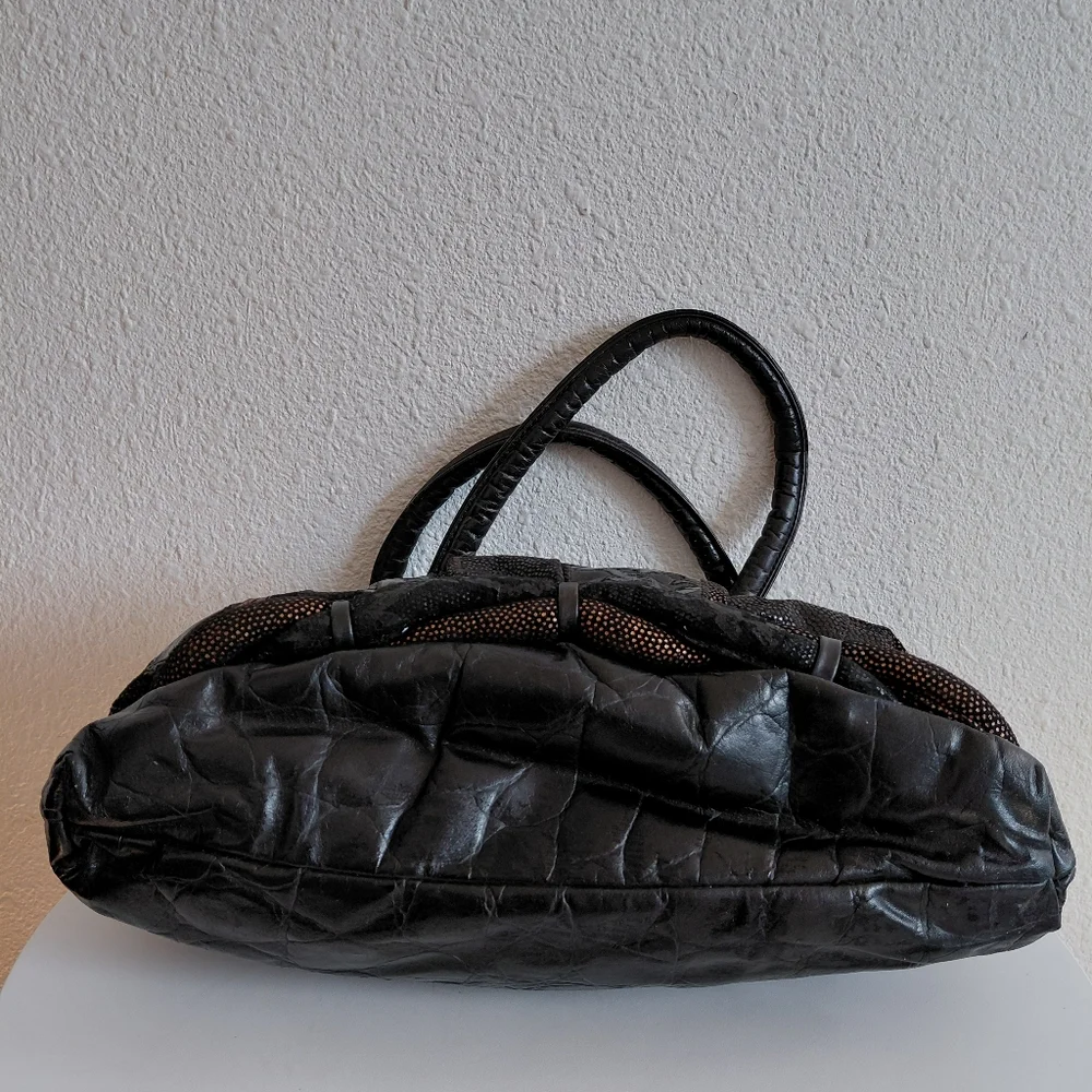 Vintage 1980s Park Avenue Int ? Black Gold Leather Fabrick Handbag Purse .